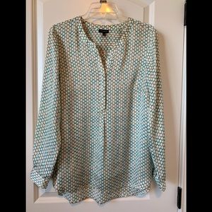 Talbots Popover silky top.